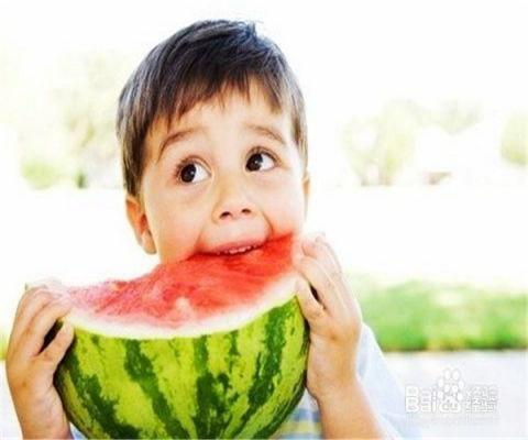 小小凡吃瓜星娱乐